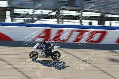 media/Jan-21-2022-Fastrack Riders (Fri) [[90b5309cc6]]/Level 1/Session 1 Front Straight/